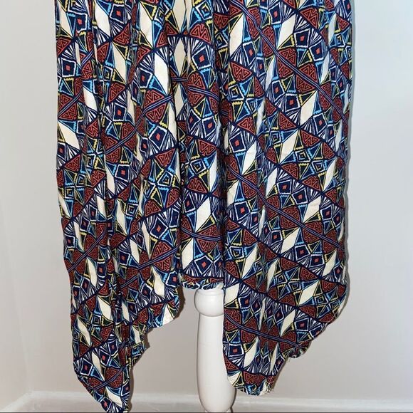 Aztec pattern asymmetrical dress - Picture 3 of 8